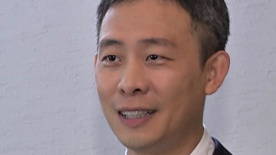 罚男仆夹震蛋器憋尿虐乳双性动漫